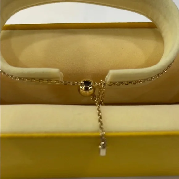 SWAROVSKI GREEN CLOVER Gold Plated Bracelet BRAND NEW ADJUSTABLE SLIDER - Picture 4 of 6